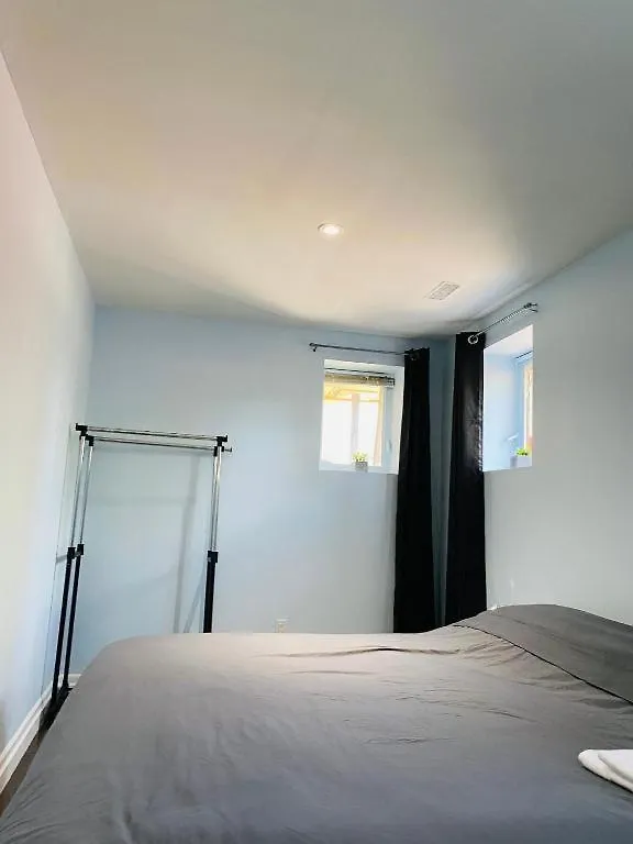 Apartment Signature III Suite Space Share Room Toronto Canada Canada