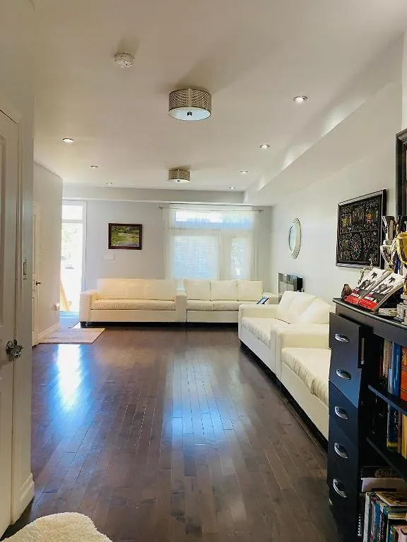 Signature III Suite Space Share Room Toronto Canada Apartment